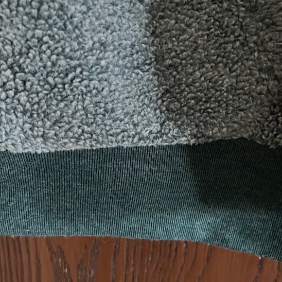 M light green fleece, hooded sweatshirt. Size Large - Picture 2 of 8